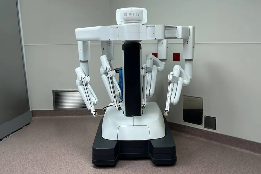 Advanced robotic surgery system used for minimally invasive surgical procedures.